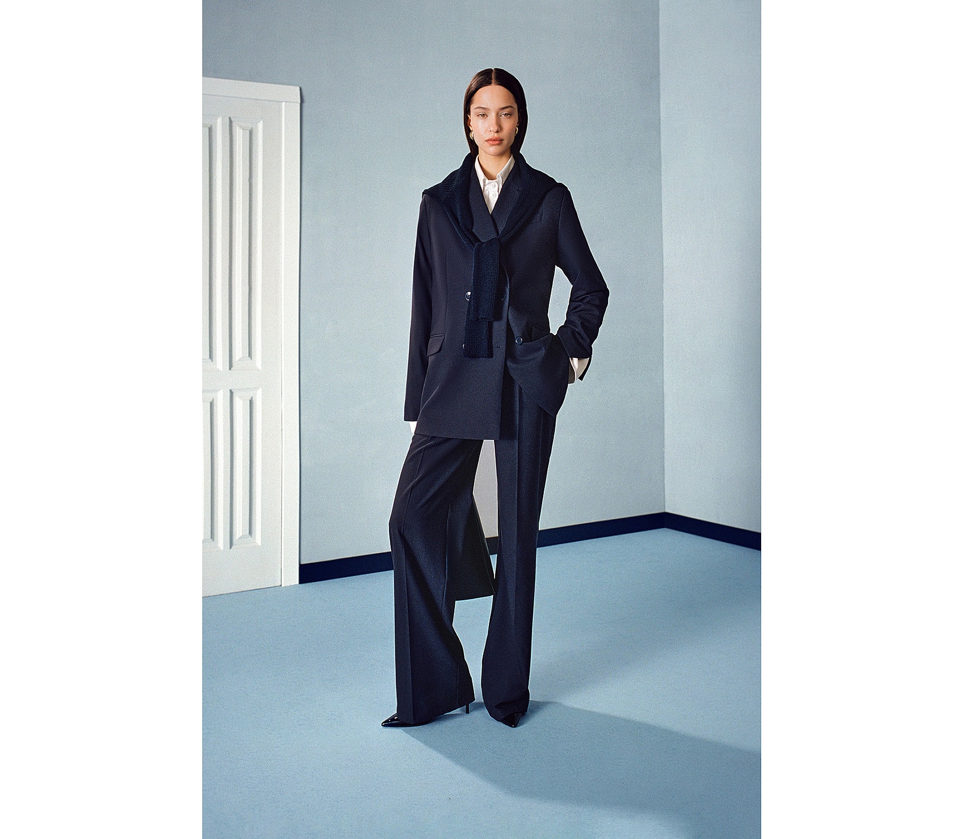 ШТАНИ ШИРОКІ З ПОЯСОМ