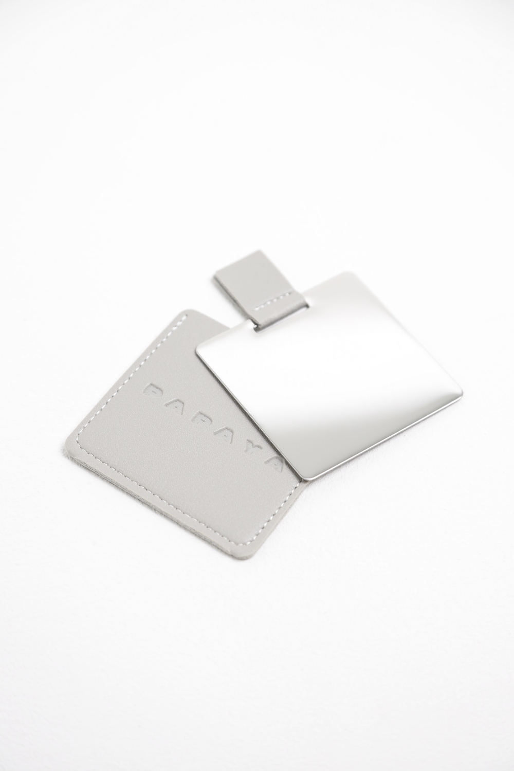 ДЗЕРКАЛО МАЛЕНЬКЕ