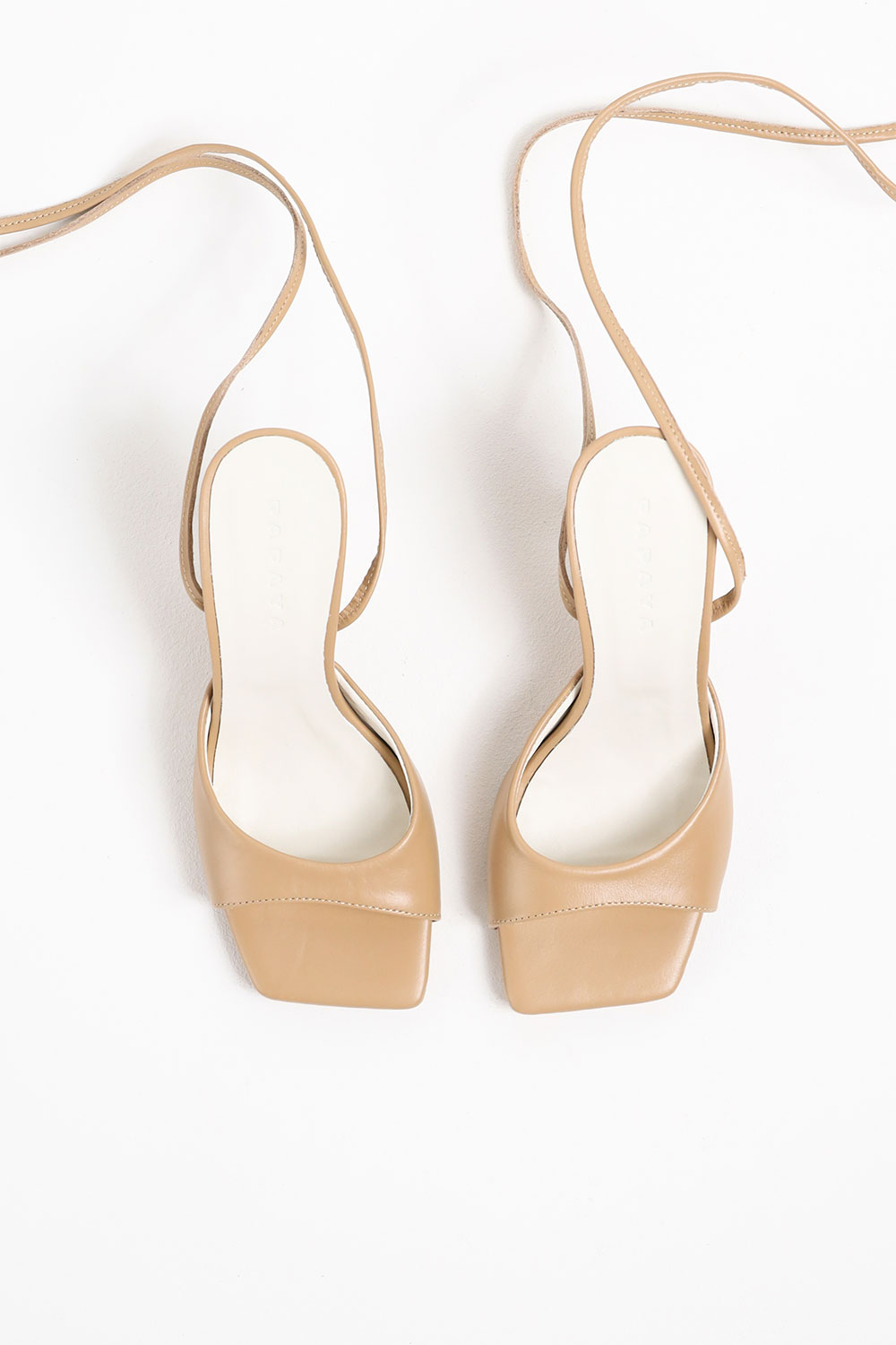 БОСОНІЖКИ НА ПІДБОРАХ