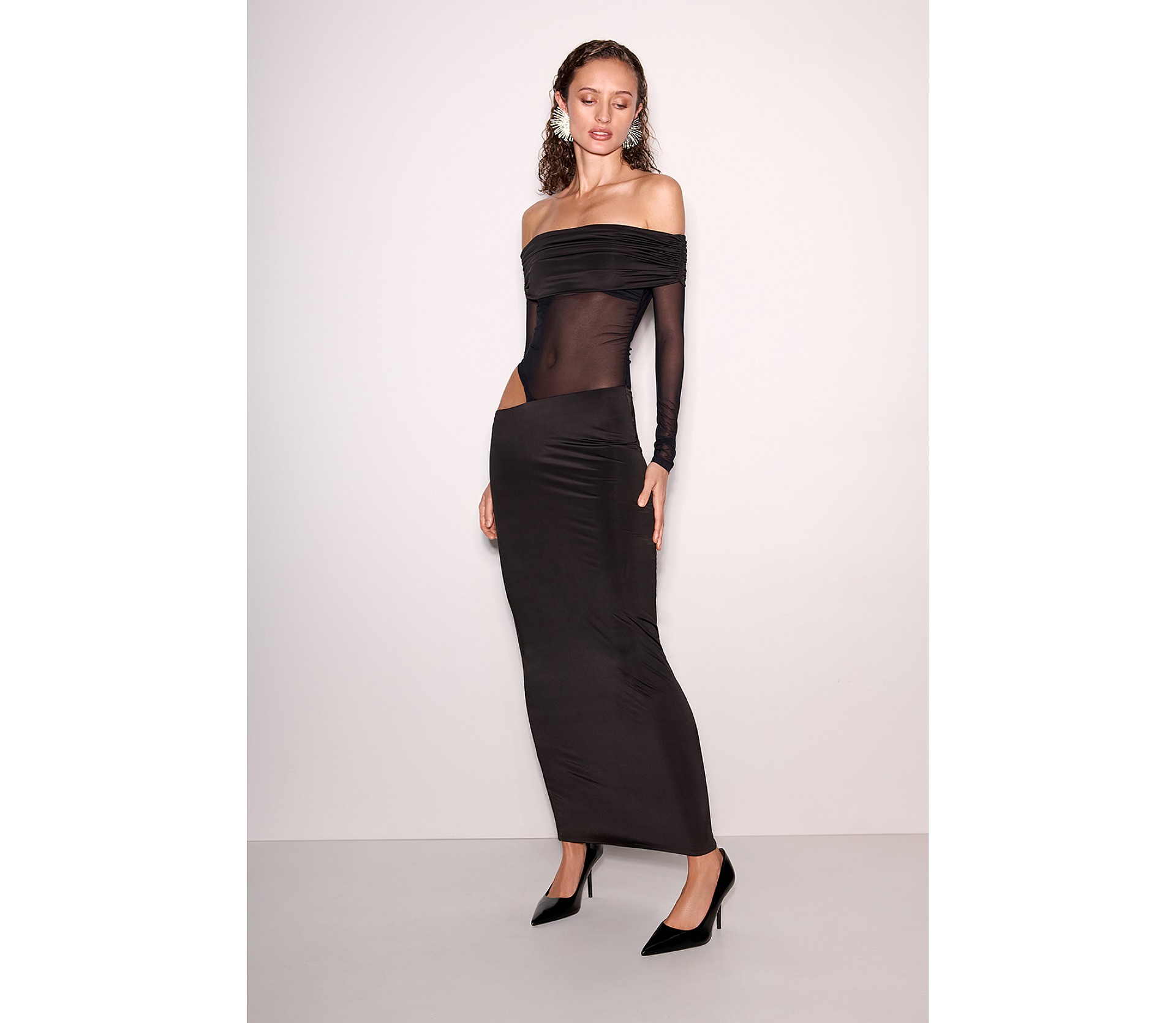 СУКНЯ МАКСІ АСИМЕТРИЧНА