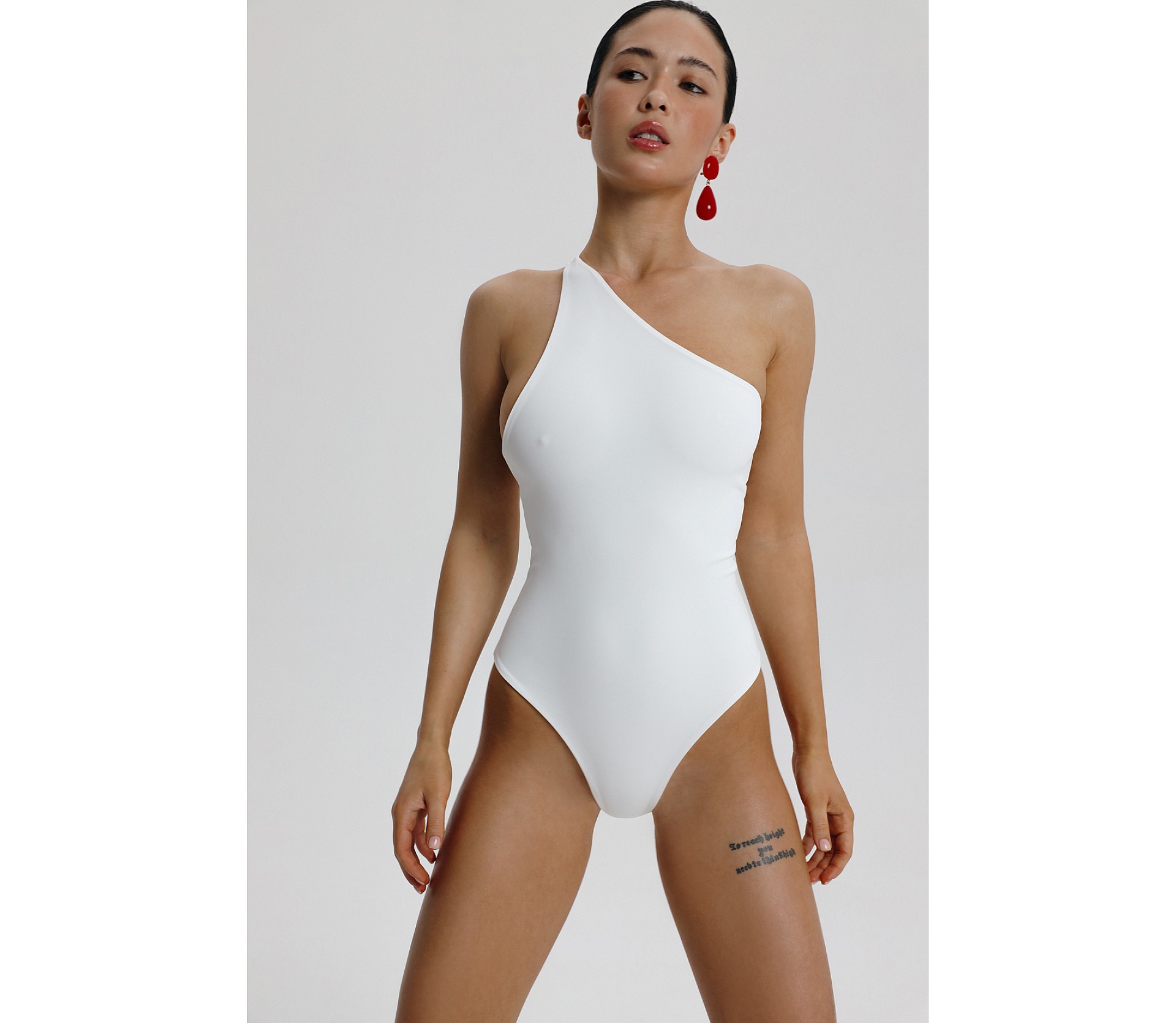 КУПАЛЬНИК АСИМЕТРИЧНИЙ