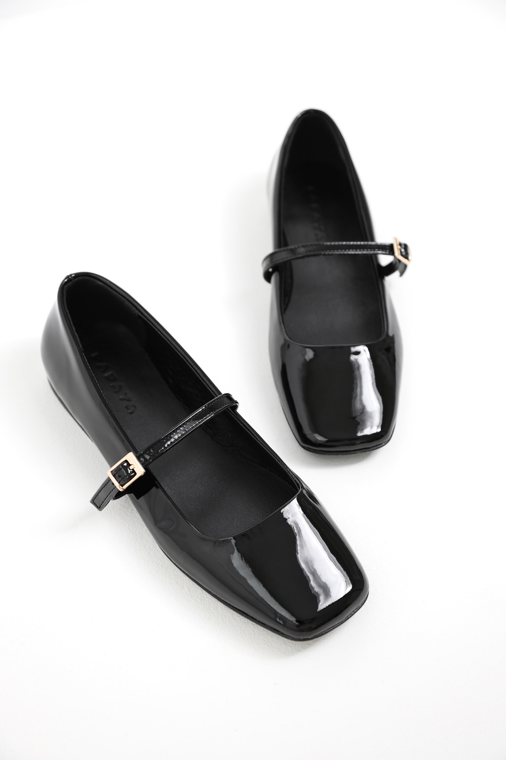 БАЛЕТКИ ЛАКОВАНІ