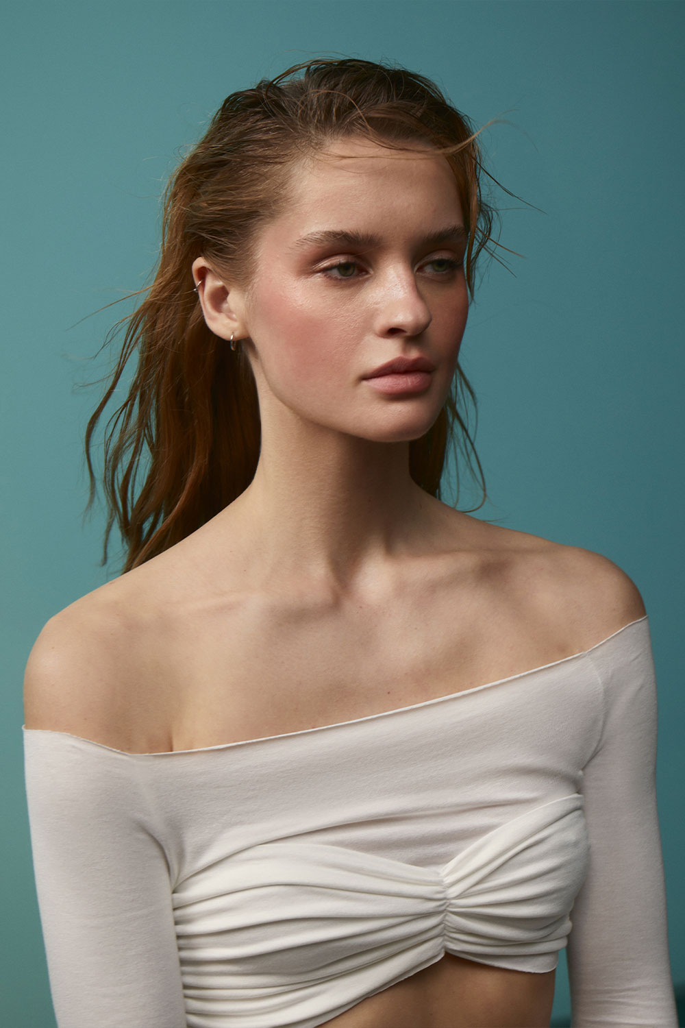 АКЦЕНТНИЙ ТОП-БЮСТ'Є