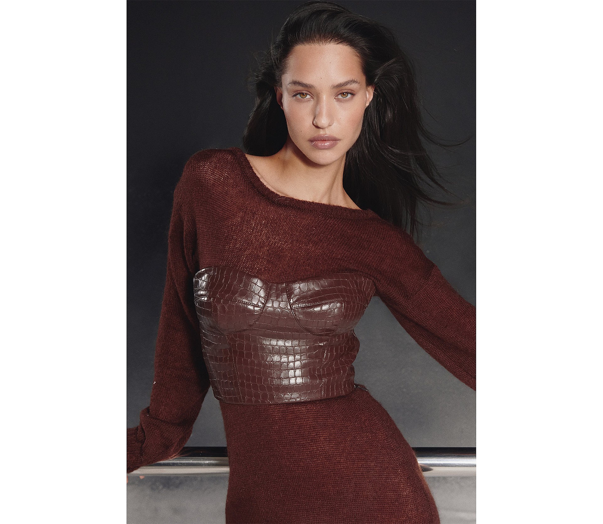 КОРСЕТ З ЕФЕКТОМ КРОКОДИЛА