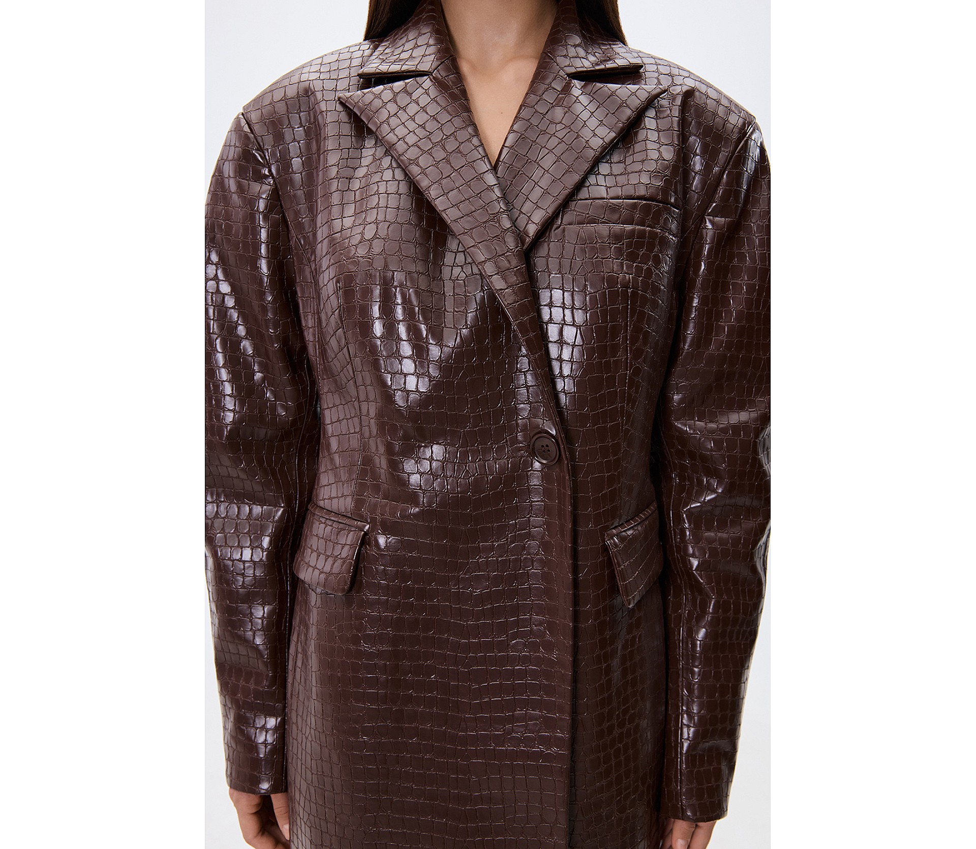 ПАЛЬТО ПРИТАЛЕНЕ З ЕФЕКТОМ КРОКОДИЛА