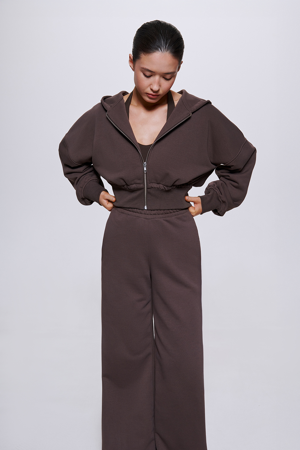 ХУДІ УКОРОЧЕНЕ