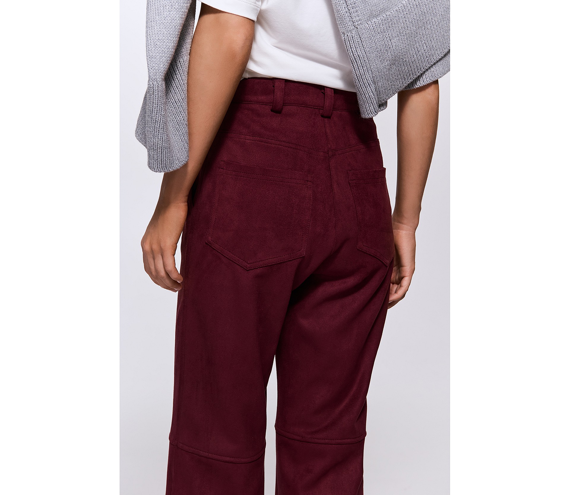 ШТАНИ ІЗ ЗАМШІ