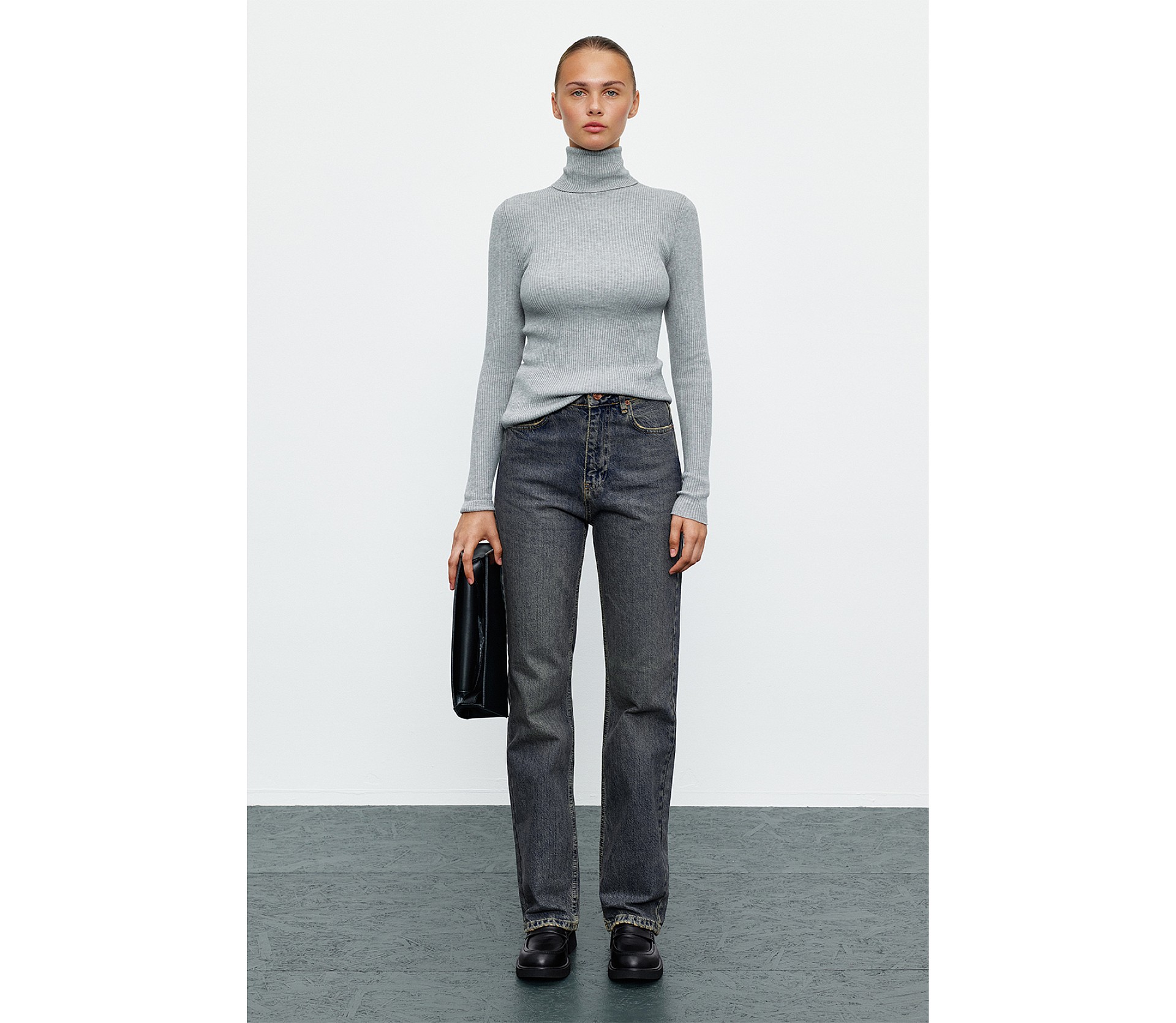 ДЖИНСИ З ВИСОКОЮ ТАЛІЄЮ