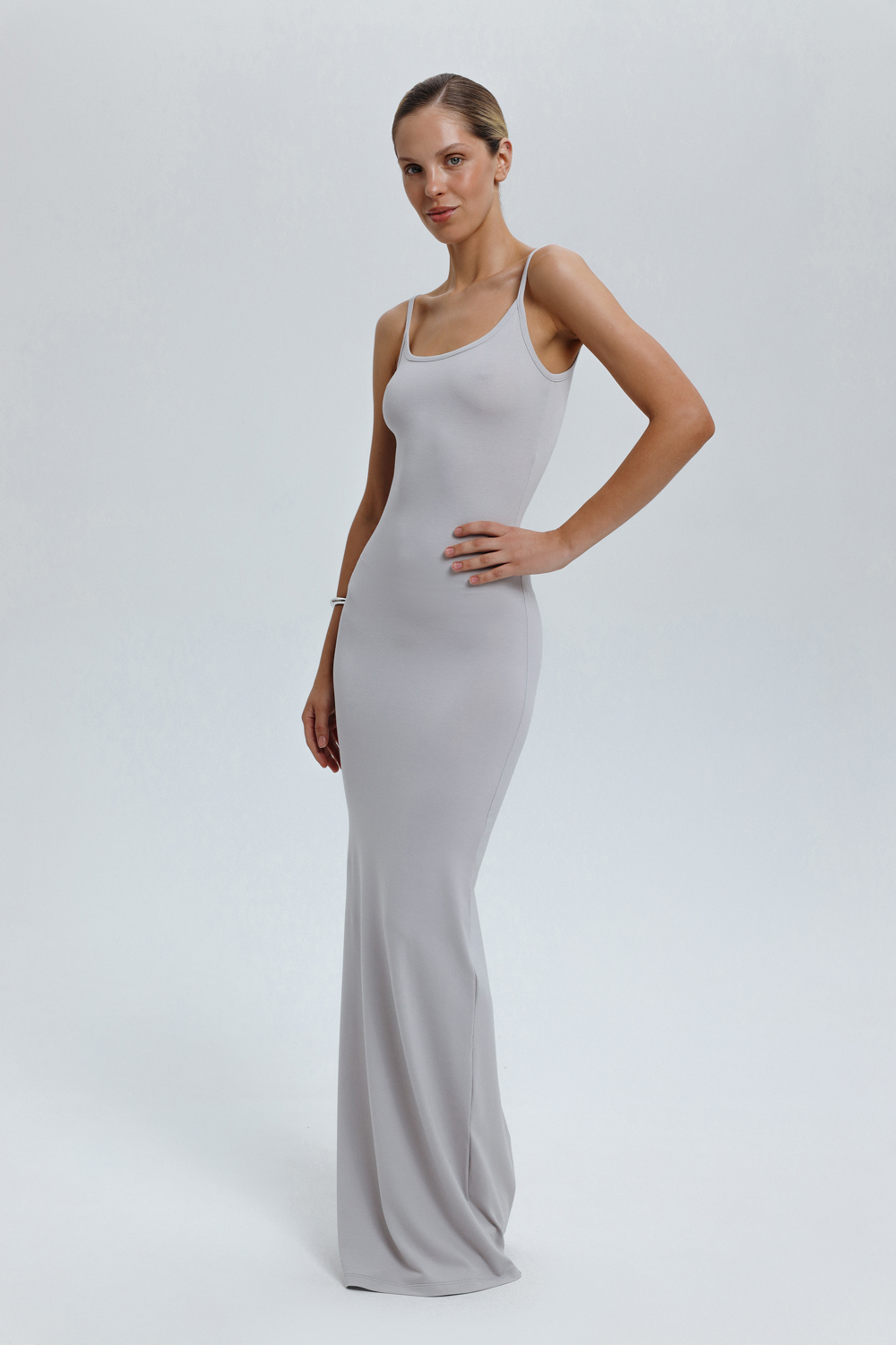 СУКНЯ ПРИТАЛЕНА МАКСІ