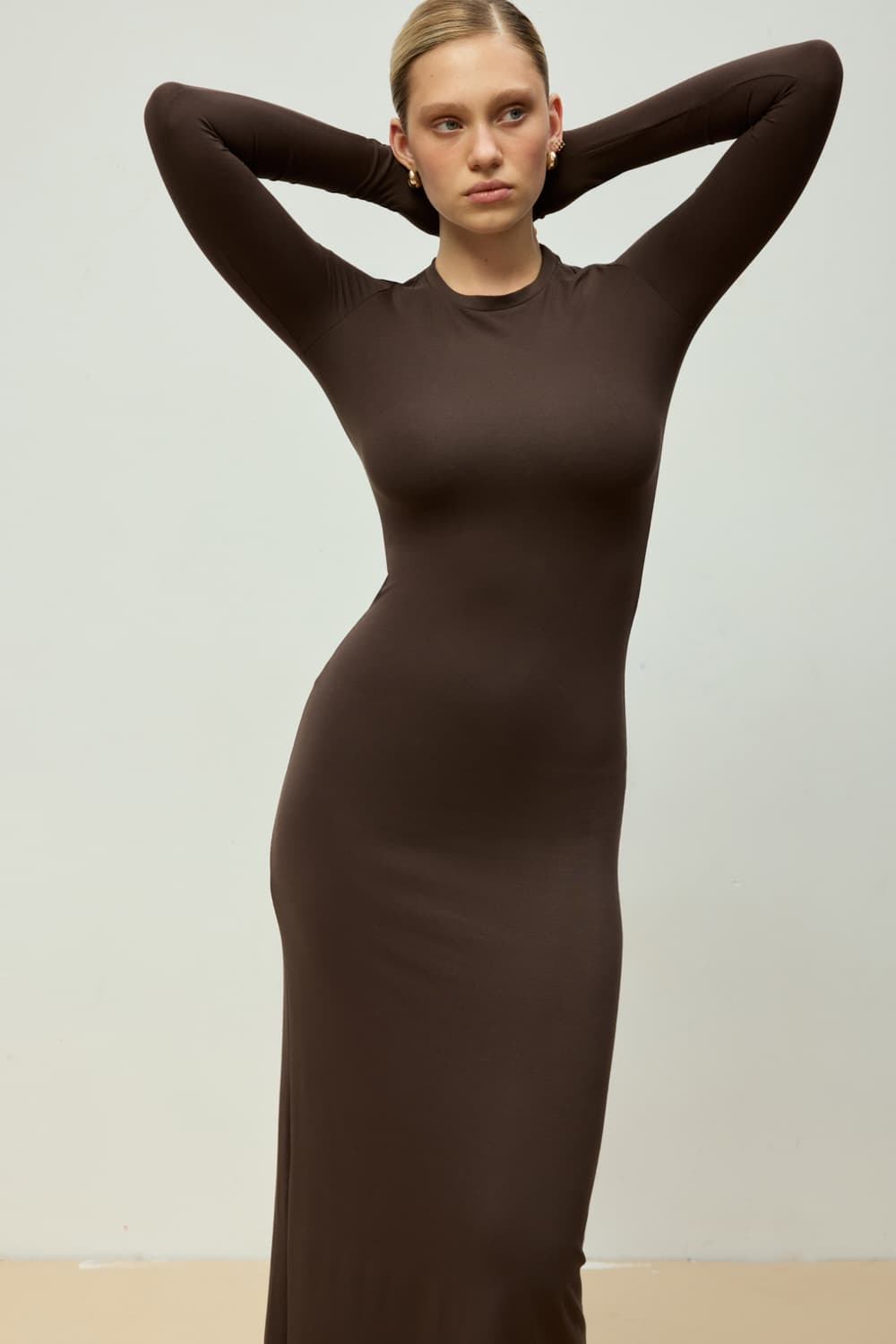 СУКНЯ МАКСІ ПРИТАЛЕНА