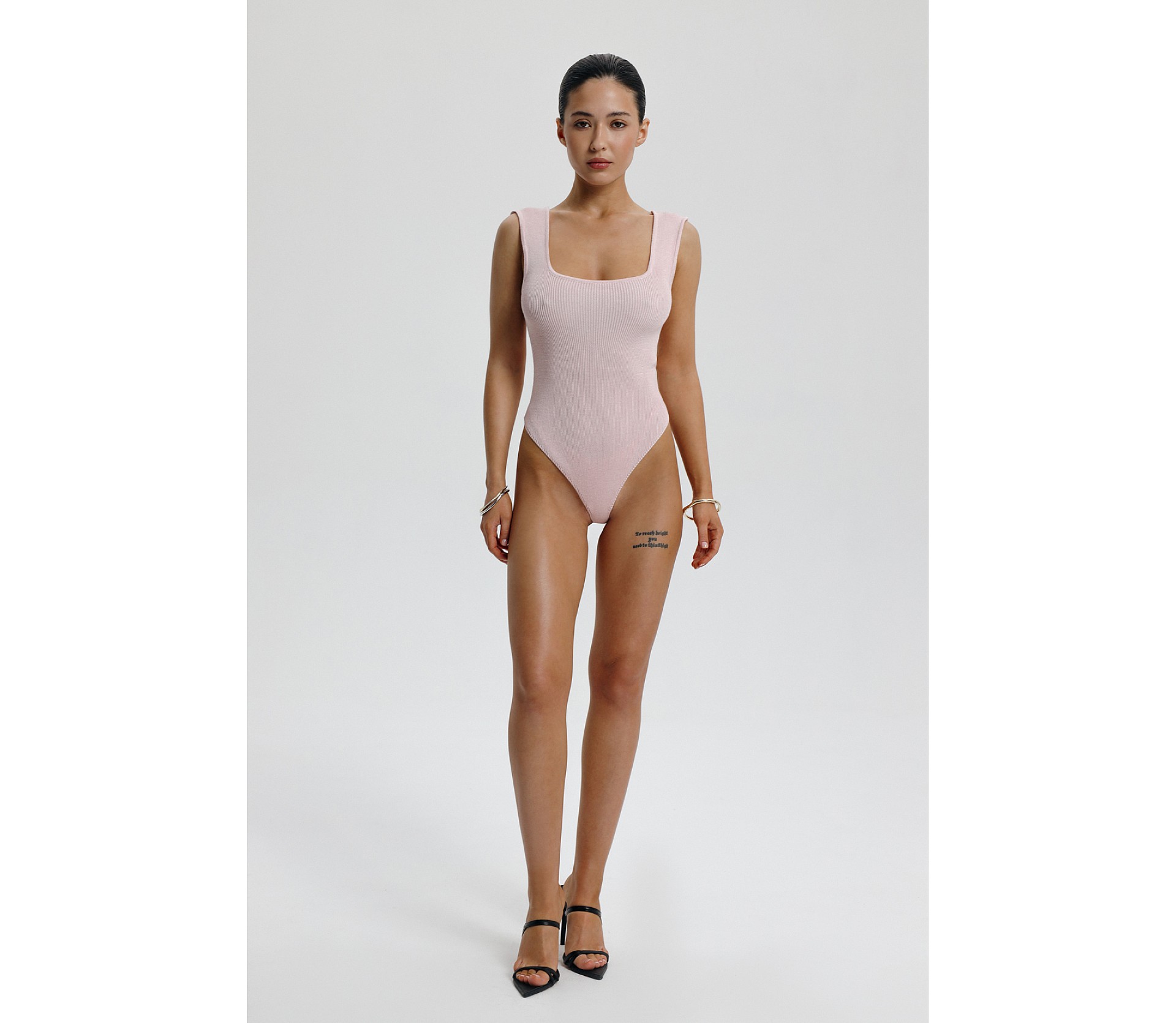 БОДІ В'ЯЗАНЕ