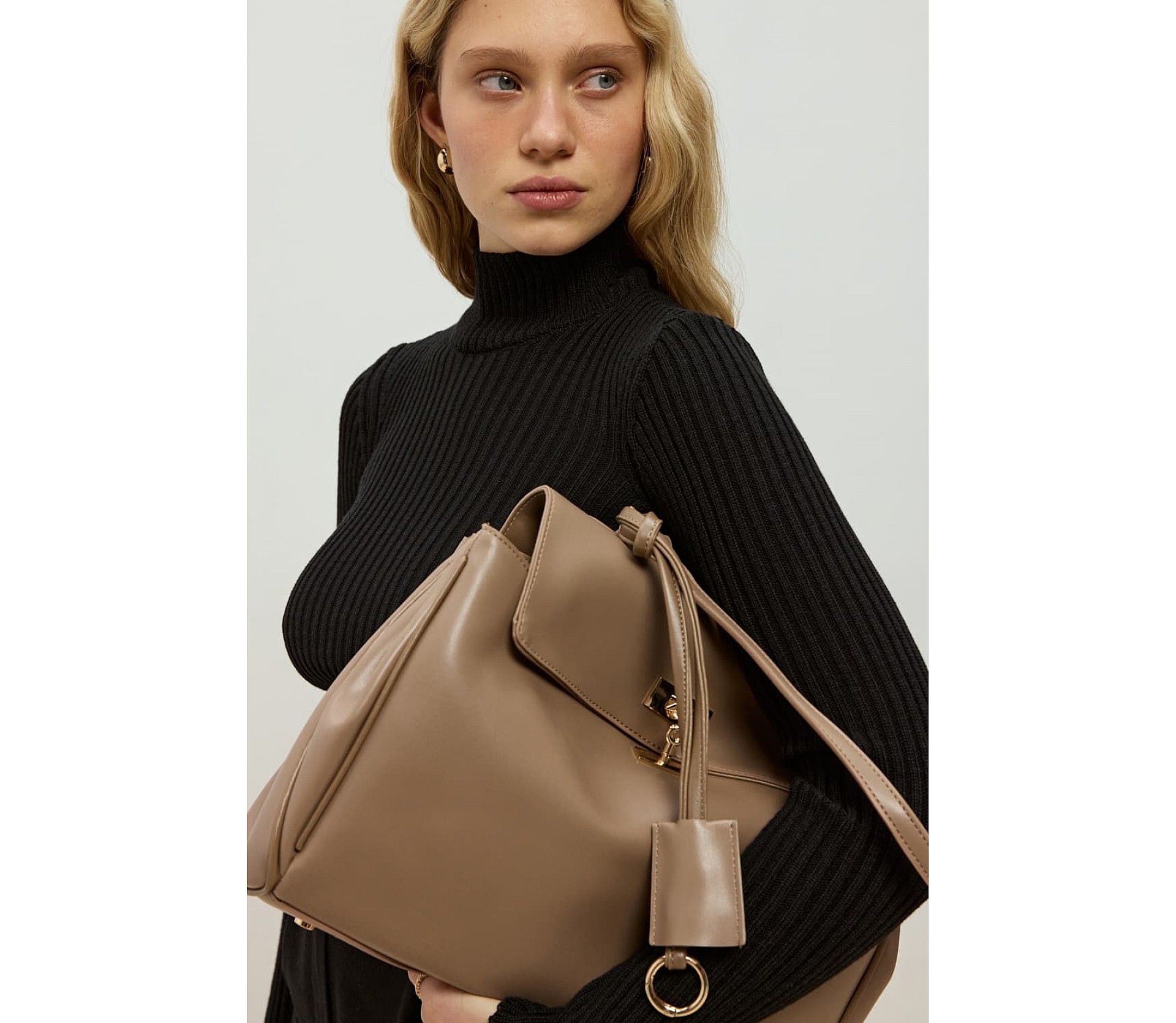 СУМКА-ПОРТФЕЛЬ