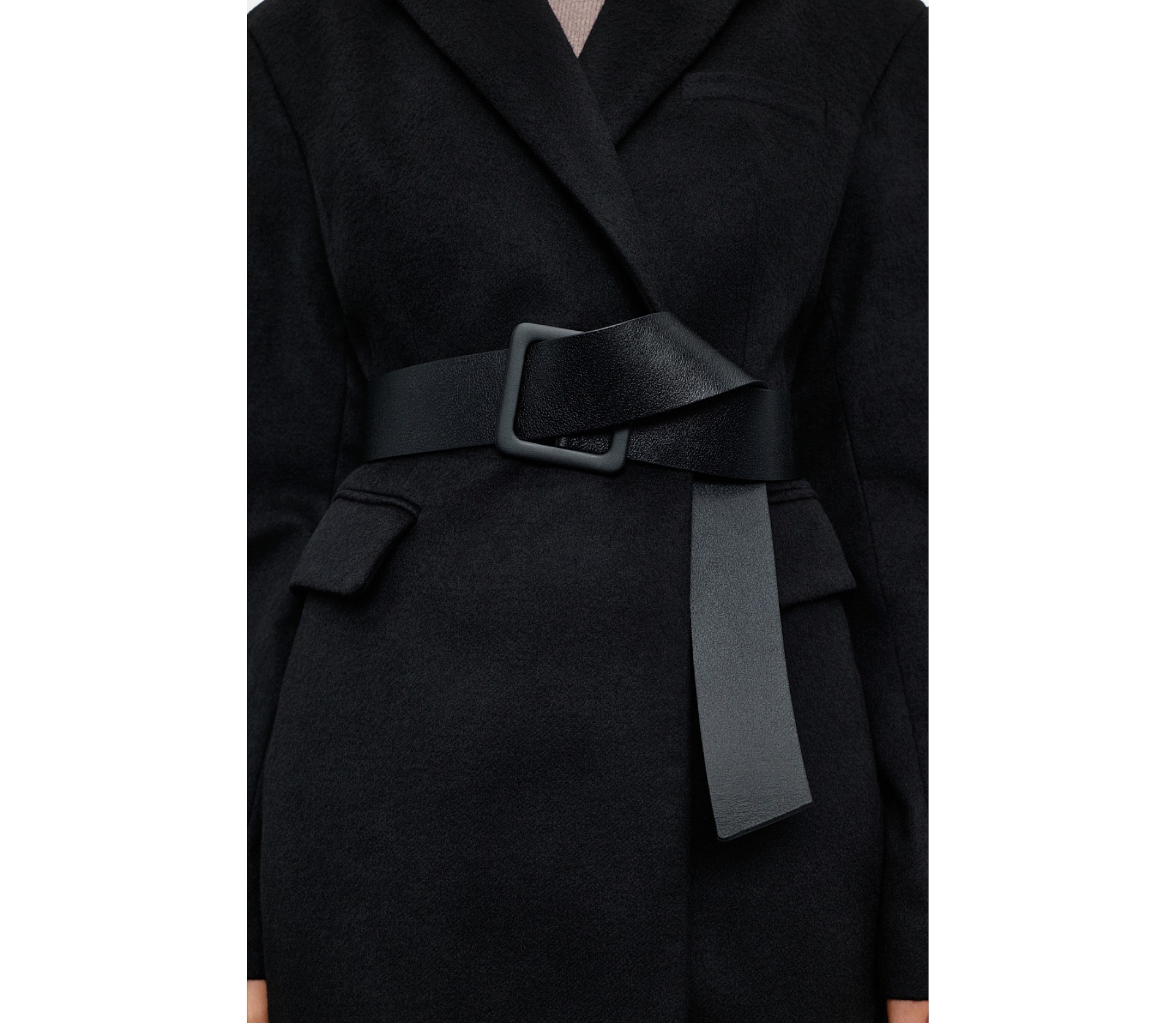 РЕМІНЬ З КВАДРАТНОЮ ПРЯЖКОЮ