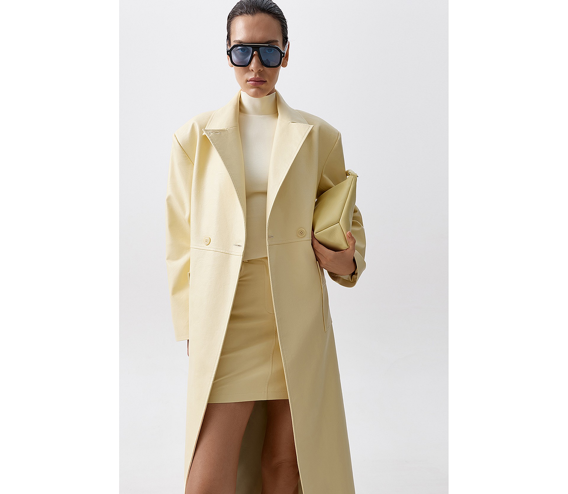 ТРЕНЧ З ЕКОШКІРИ