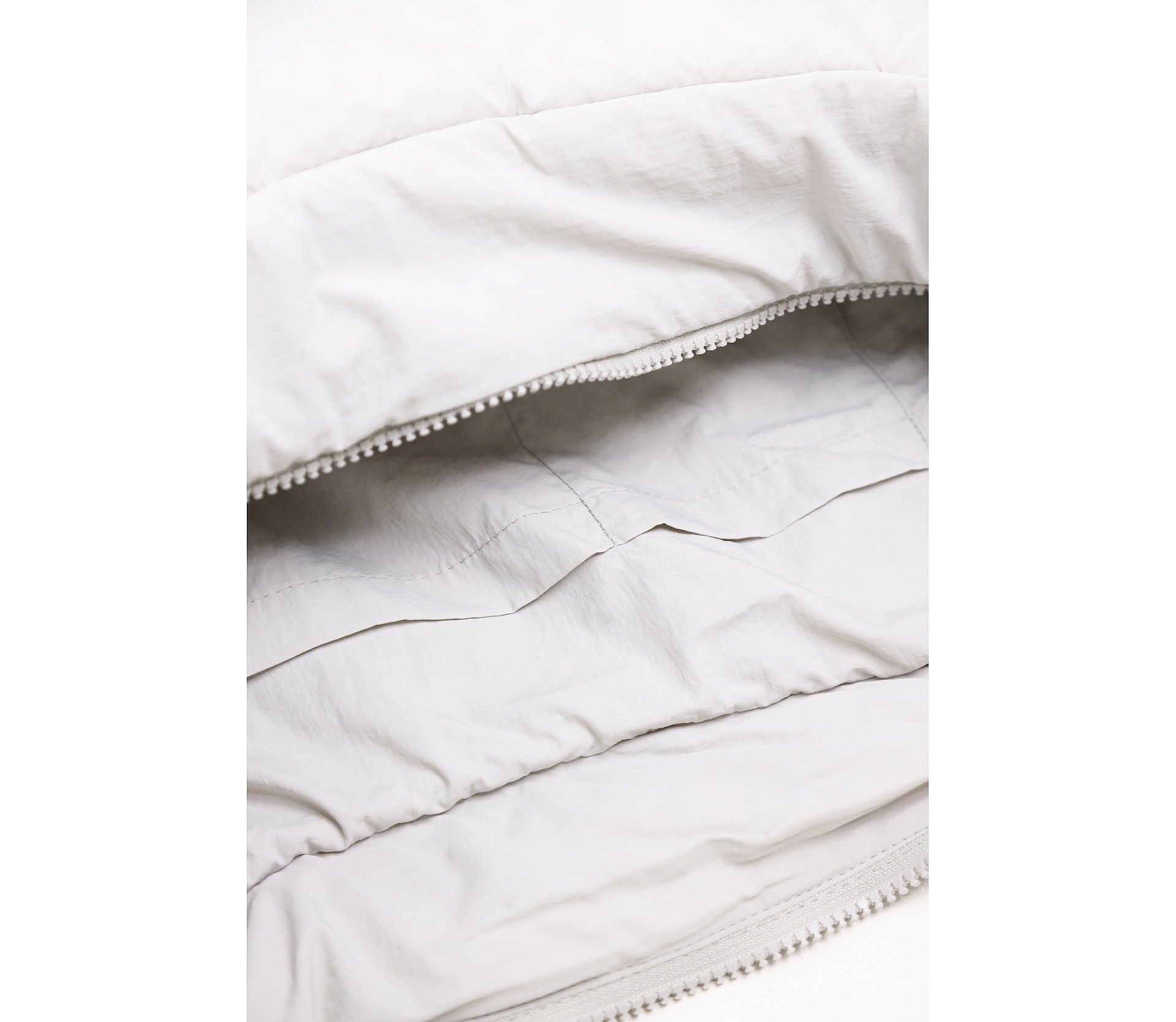 СУМКА НЕЙЛОНОВА НА ПЛЕЧЕ