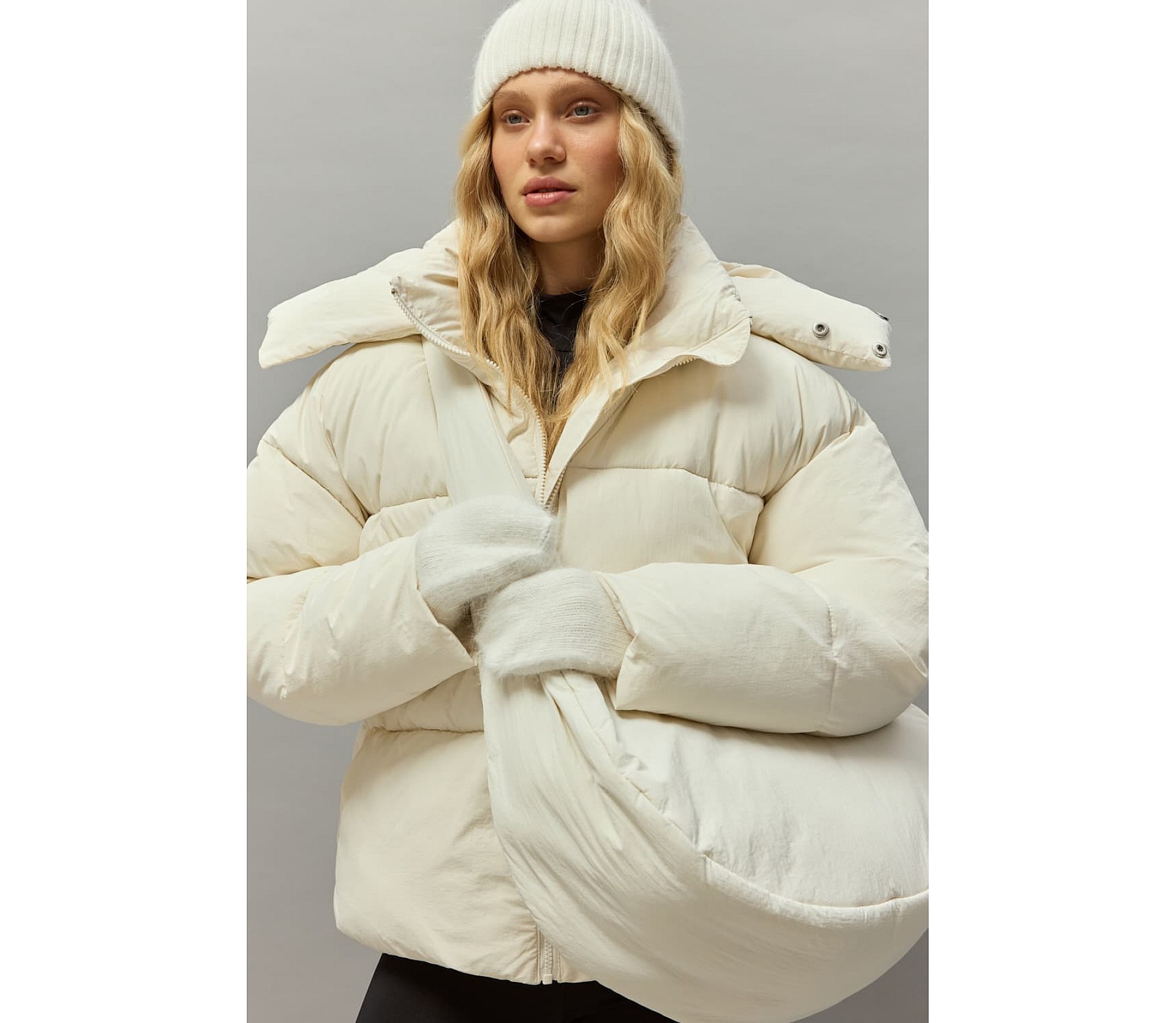 СУМКА НЕЙЛОНОВА НА ПЛЕЧЕ