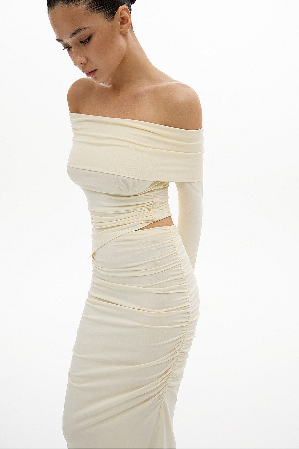 ТОП З ВІДКРИТИМИ ПЛЕЧИМА