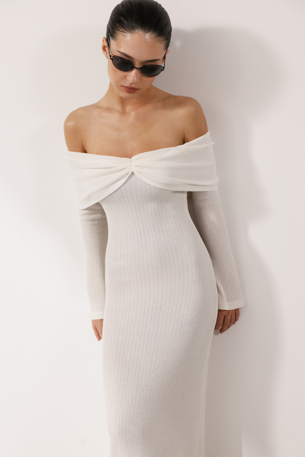 СУКНЯ МАКСІ З ВІДКРИТИМИ ПЛЕЧИМА