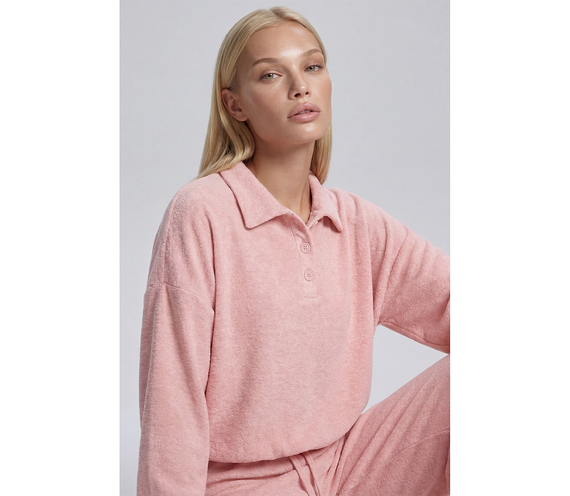 СВІТШОТ ІЗ КОМІРОМ ПОЛО