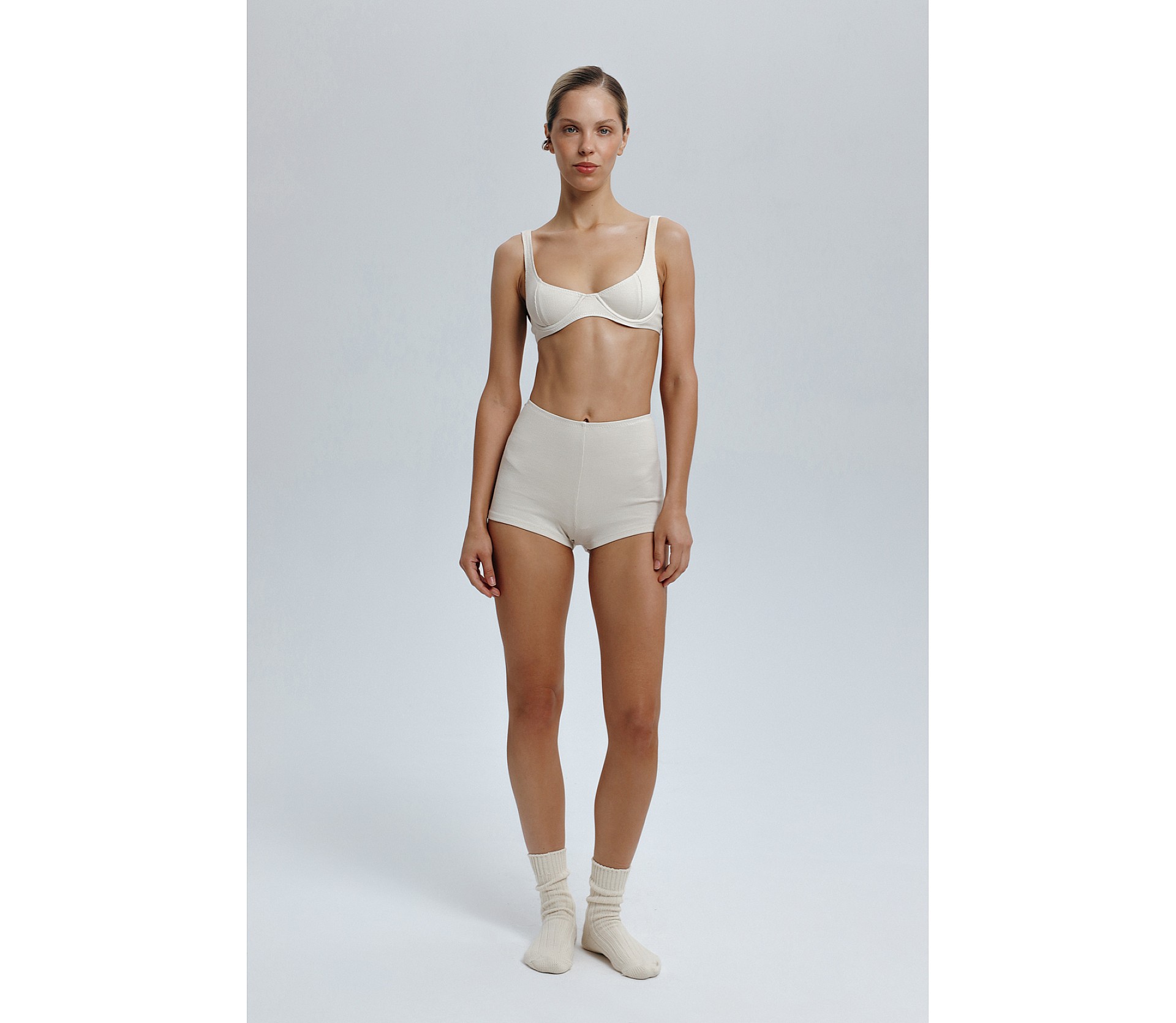 КОМПЛЕКТ ІЗ БРА ТА ШОРТІВ