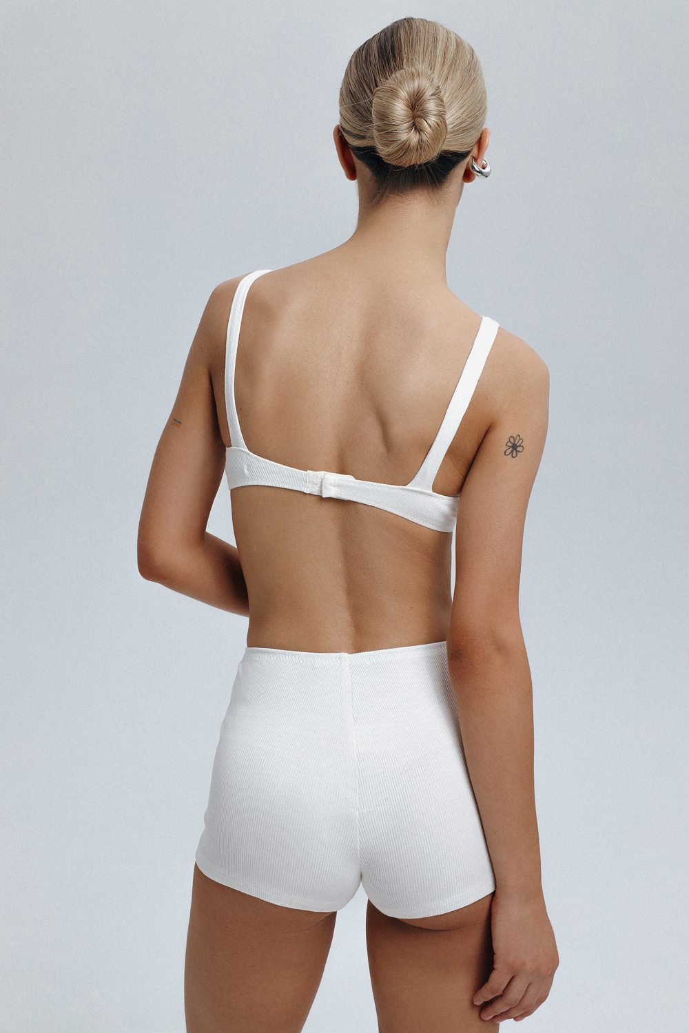 КОМПЛЕКТ ІЗ БРА ТА ШОРТІВ