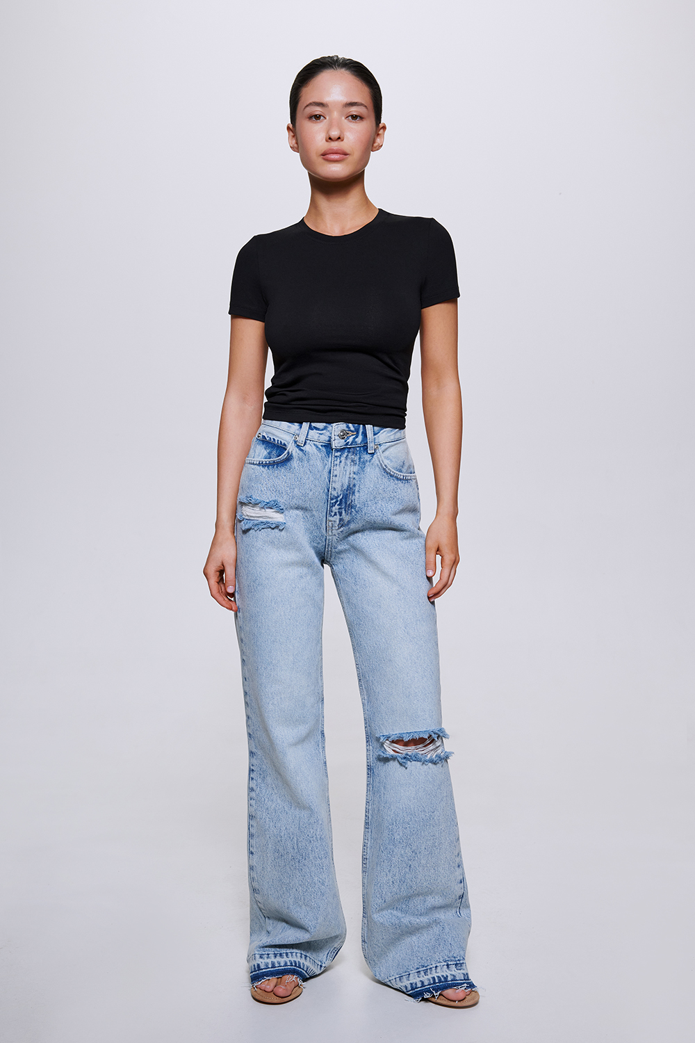 ДЖИНСИ З РОЗРІЗАМИ