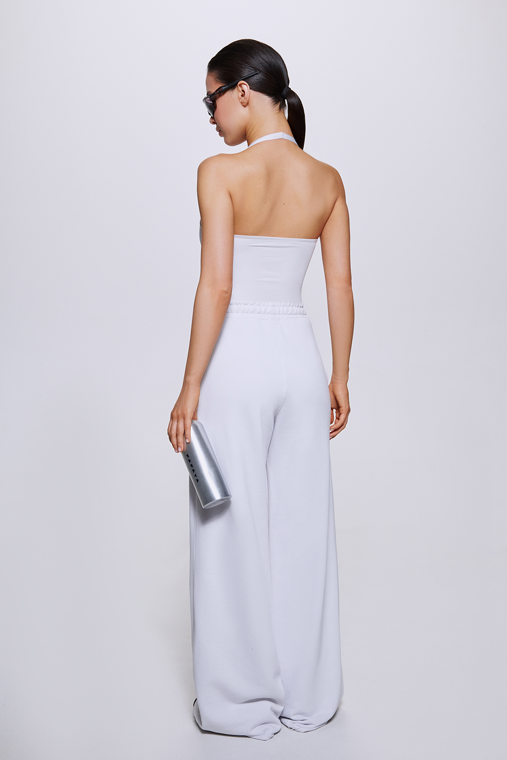 БОДІ З V-ПОДІБНИМ ВИРІЗОМ