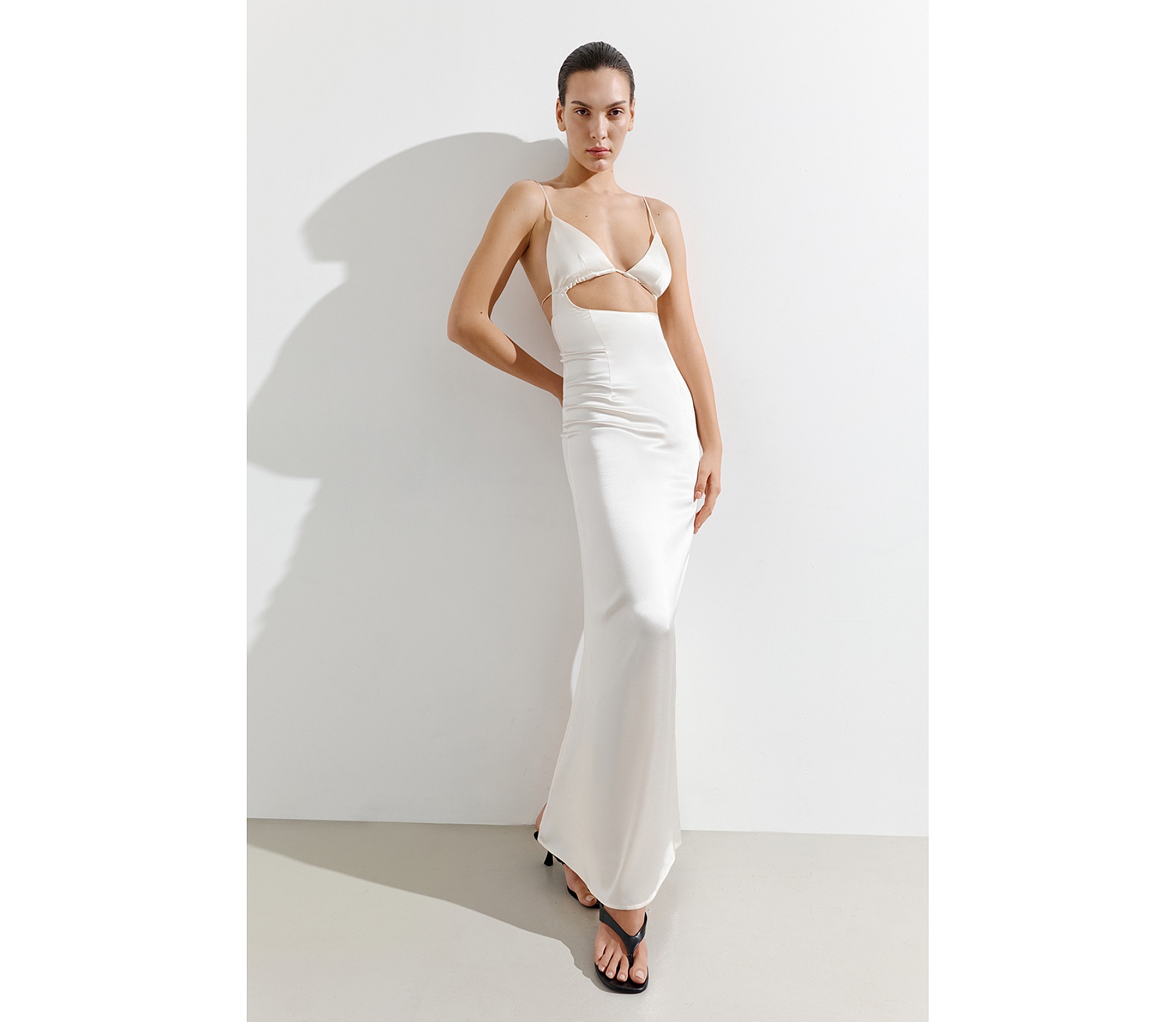 СУКНЯ САТИНОВА МАКСІ