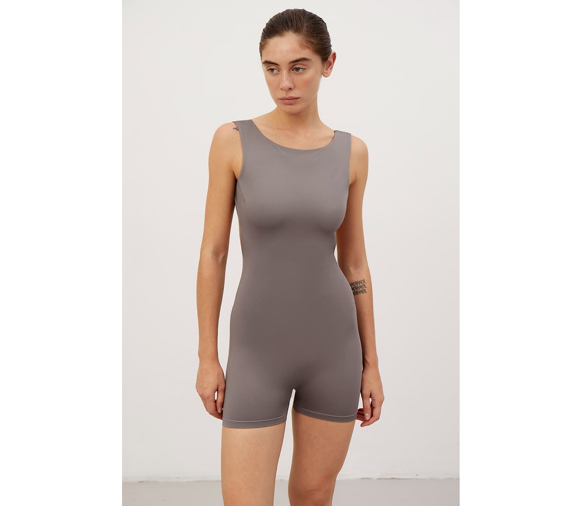 КОМБІНЕЗОН З ВІДКРИТОЮ СПИНОЮ