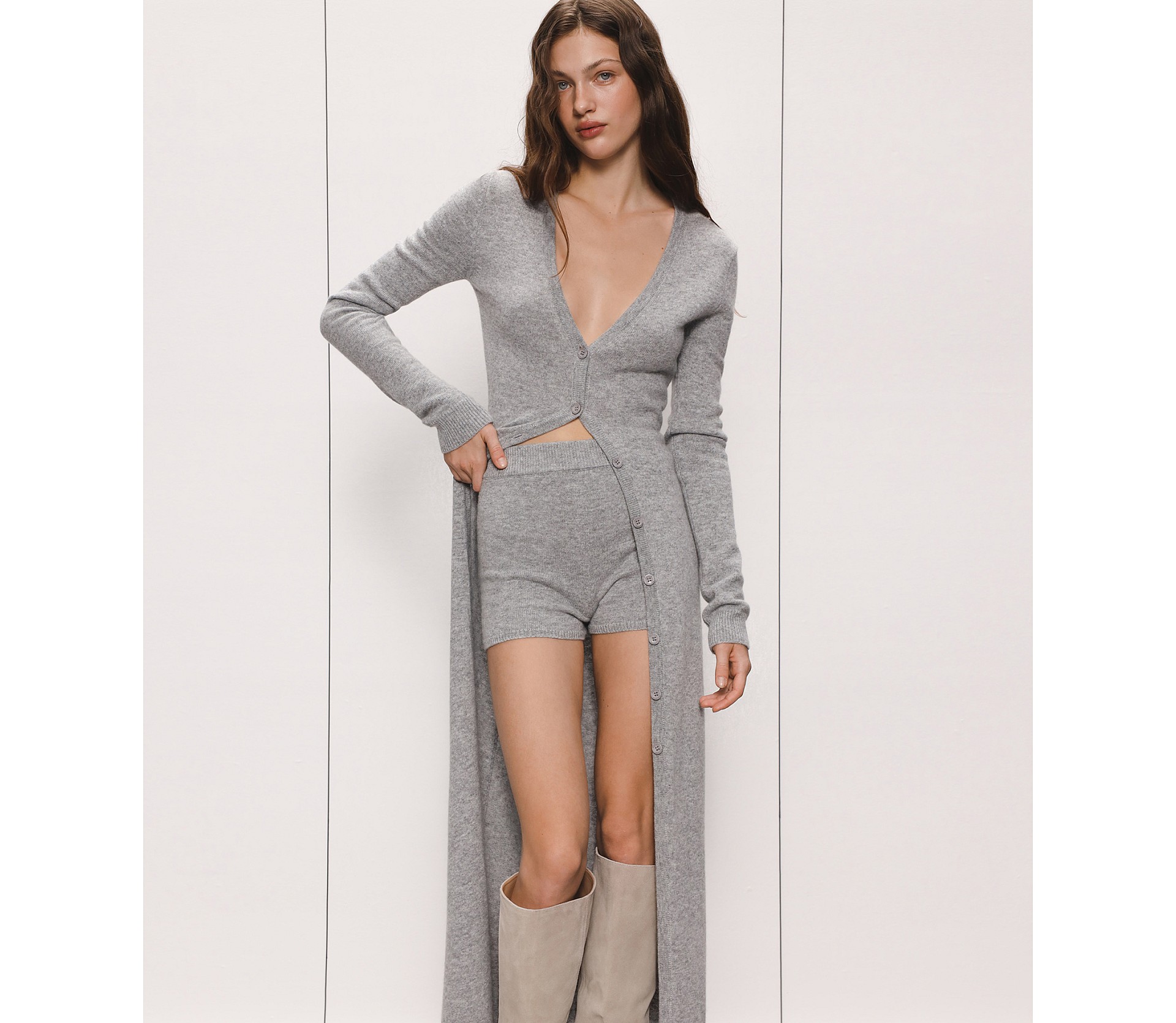 КАРДИГАН МАКСІ НА ҐУДЗИКАХ