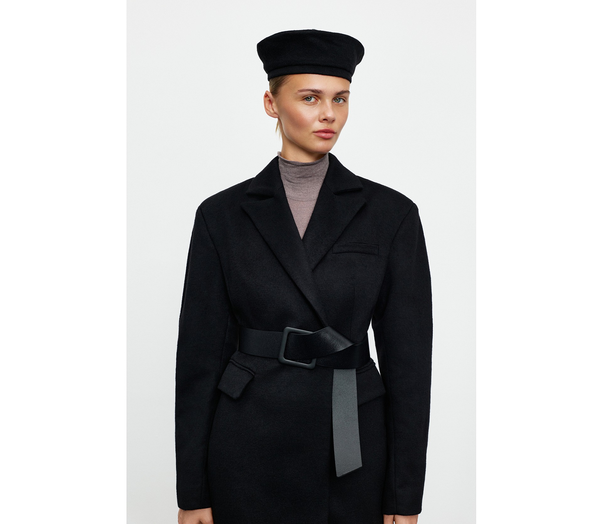 БЕРЕТ ВОВНЯНИЙ